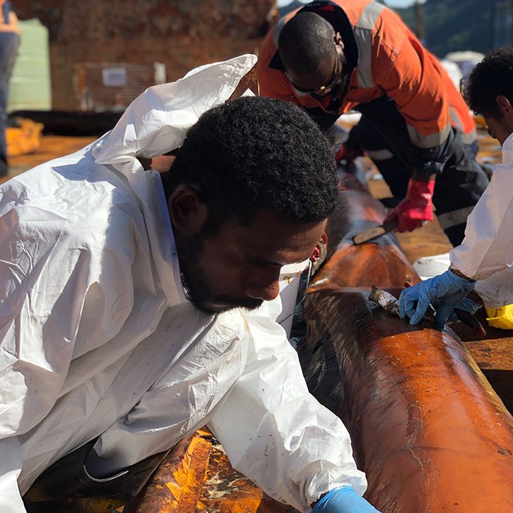 Salvage of MV Solomon Trader 2